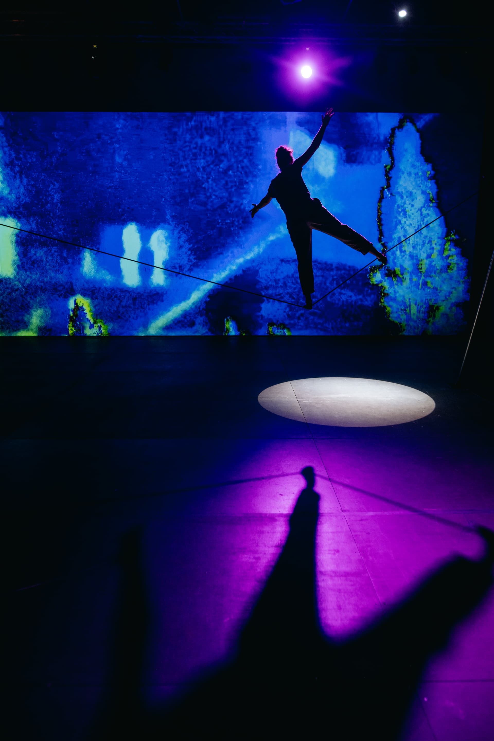 ON THE EDGE Eisemann